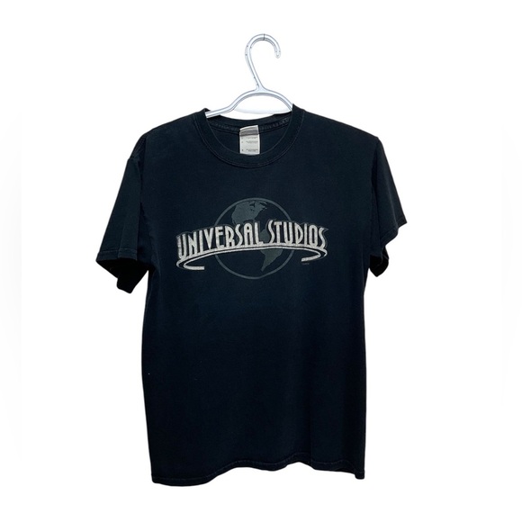 Universal Studios T-shirt - Picture 1 of 4